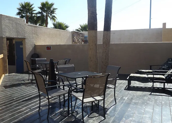 6 Phoenix Glendale
