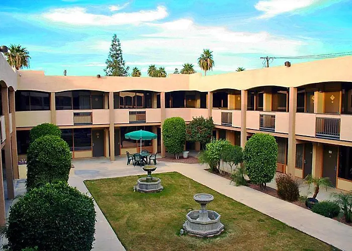 6 Phoenix Glendale