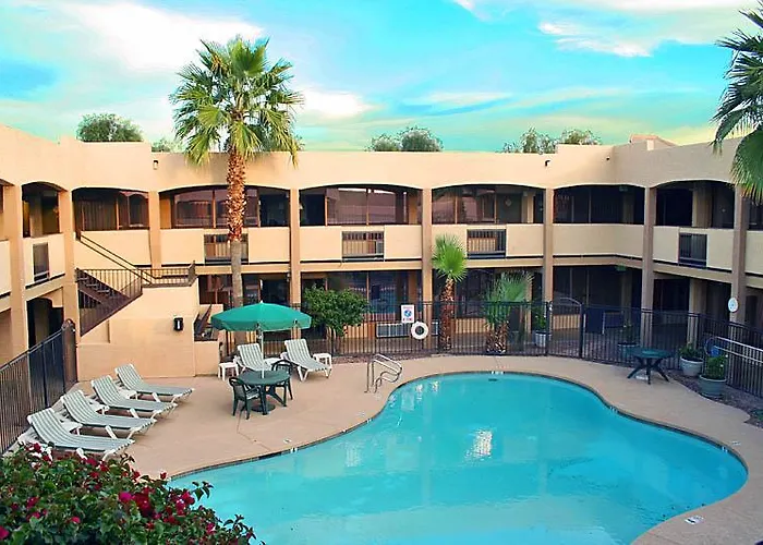 6 Phoenix Hotel Glendale